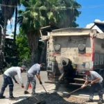 Antalya finikede yollar yenileniyor bordurler boyaniyor fU18juC9